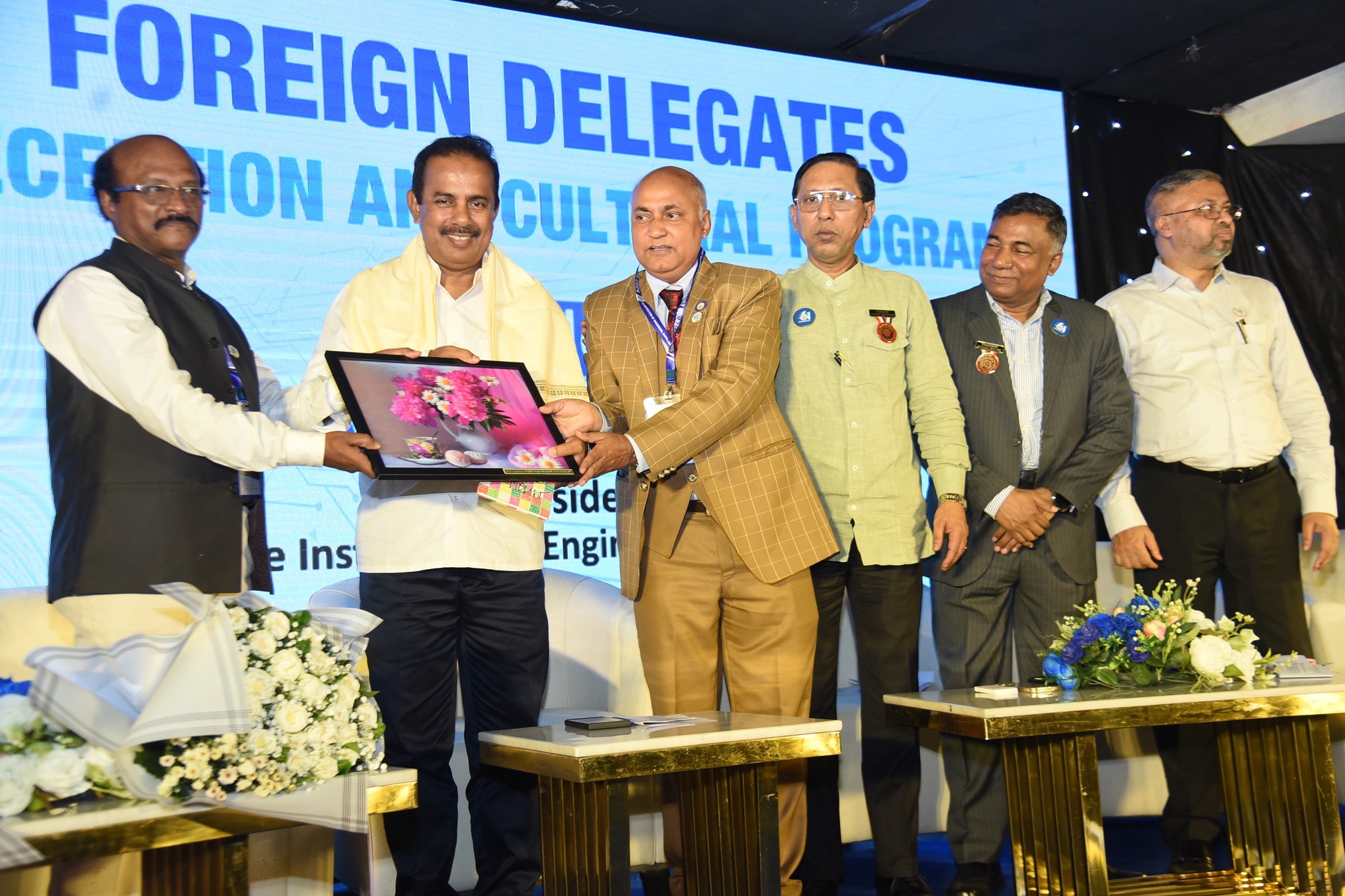 ৬১তম কনভেনশন :: বিদেশী অতিথিদের অভ্যর্থনা